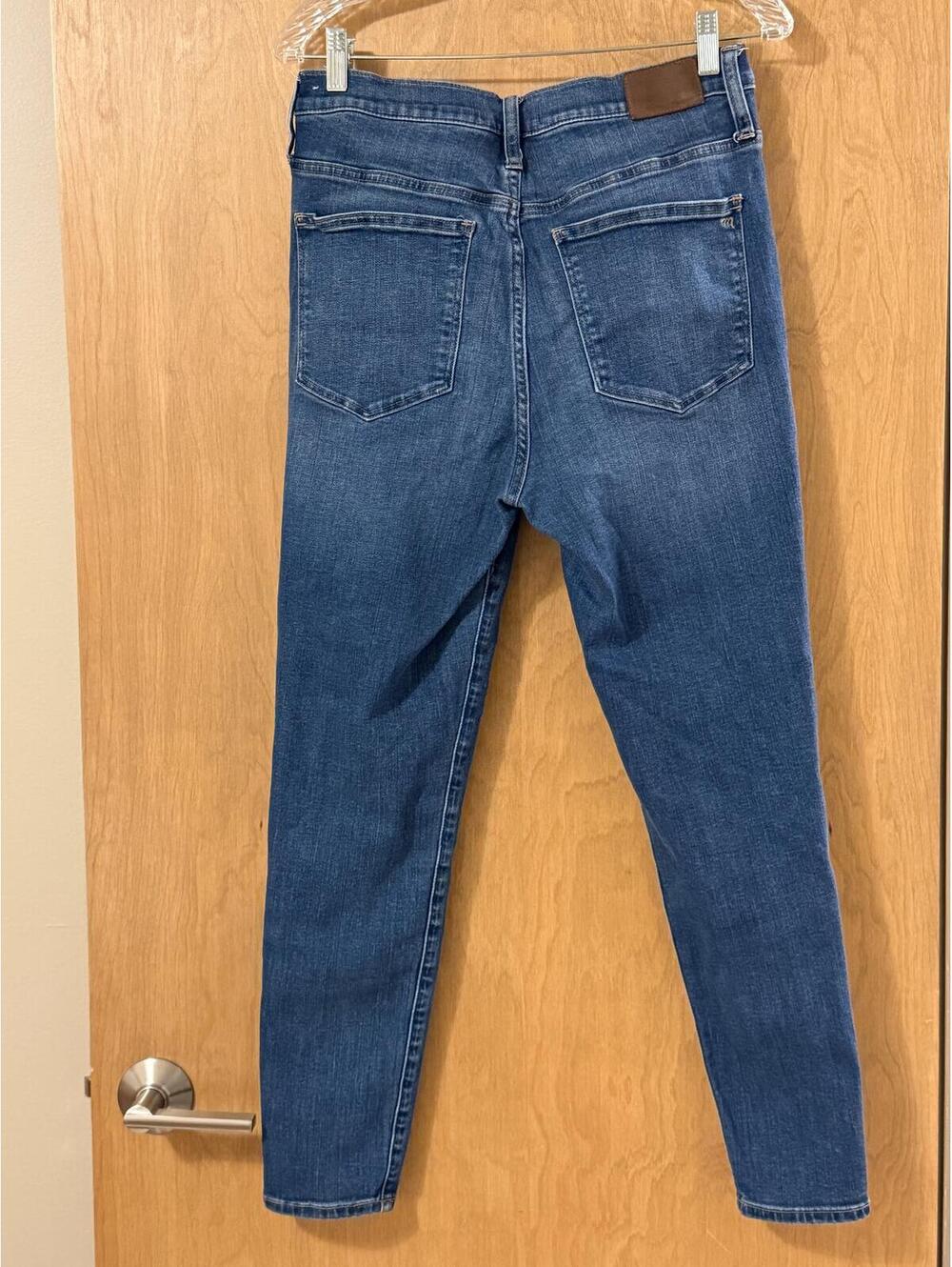 Madewell 10" Roadtripper Skinny Jeans | Size 30 | Medium Wash - Picture 2 of 7